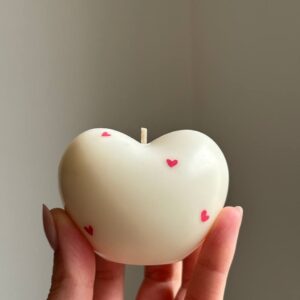 La Bicoque des Cinq, Cœur Fidèle, bougie