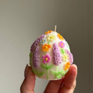 La Bicoque des Cinq, bougie, Éclosion